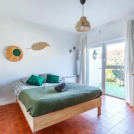 Appart'Hotel Nuiteejour Versailles Saint Cyr L'Ecole Exterior photo