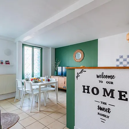 Appart'Hotel Nuiteejour Versailles Saint Cyr L'Ecole Exterior photo