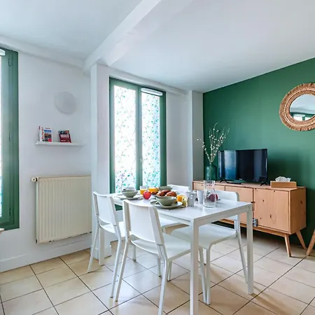 Appart'Hotel Nuiteejour Versailles Saint Cyr L'Ecole Exterior photo