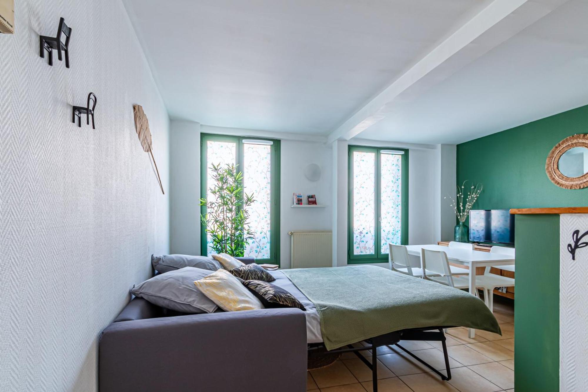 Nuiteejour Versailles Cyr L'ecole Apartment *