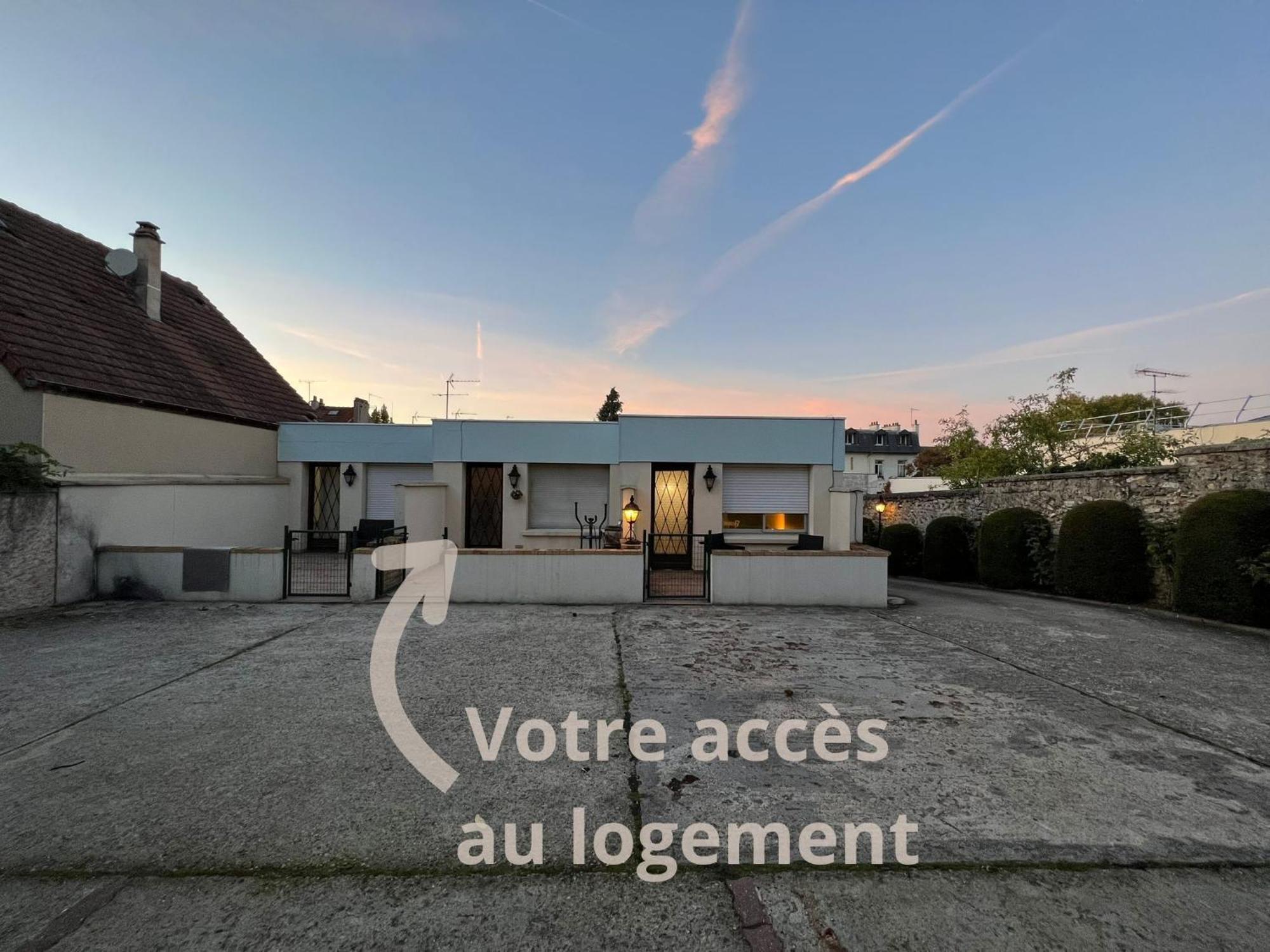 Nuiteejour Versailles Cyr L'ecole Apartment *